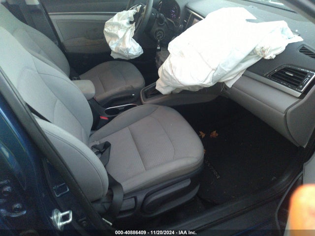 Hyundai ELANTRA SE 2017 5NPD84LF5HH051459 Image 5