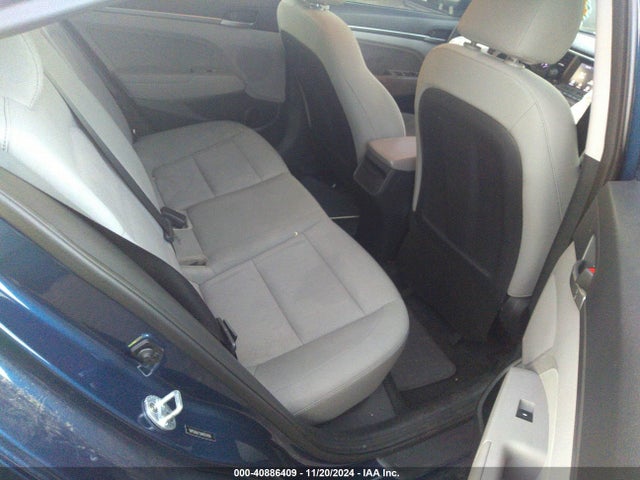 Hyundai ELANTRA SE 2017 5NPD84LF5HH051459 Image 8