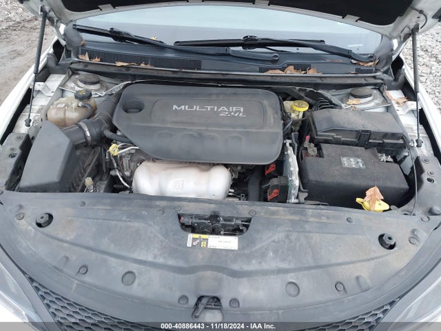 1C3CCCBB4GN149792 Chrysler 200 S