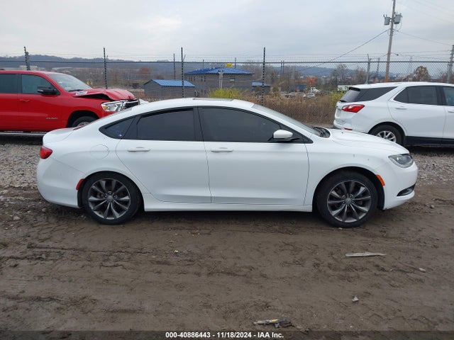 1C3CCCBB4GN149792 Chrysler 200 S