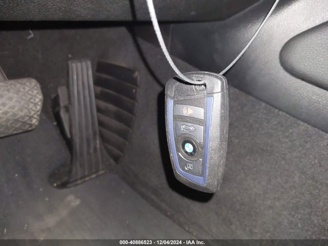 WBA2J1C5XJVD09384 BMW 230I