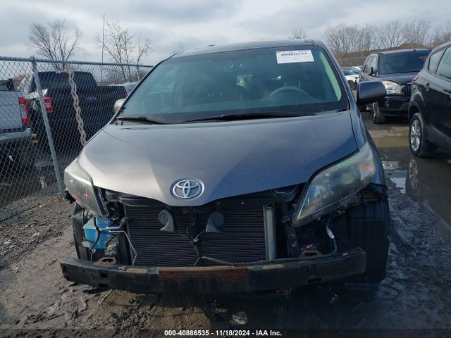 Toyota Sienna Se 8 Passenger 2014 5TDXK3DC0ES429657 Image 13
