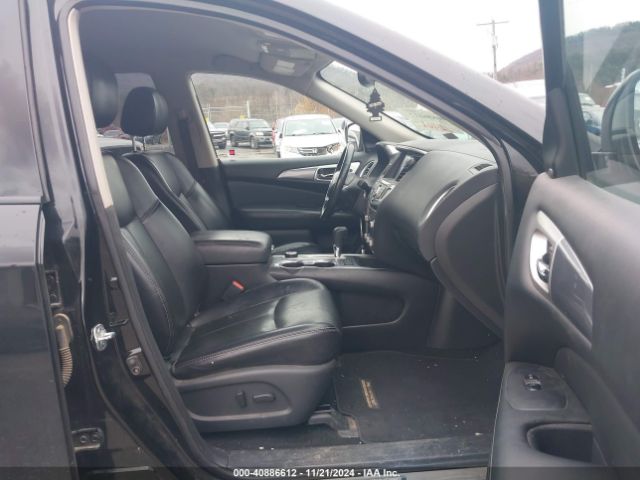 5N1DR2MM7JC662461 Nissan Pathfinder Sl