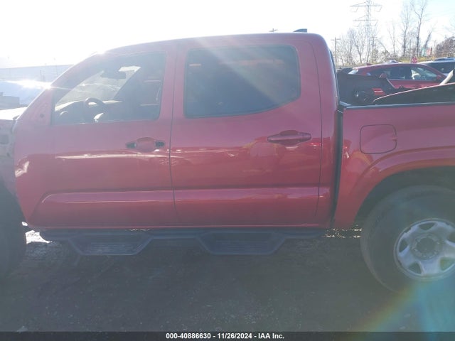 5TFCZ5ANXJX139300 Toyota Tacoma Sr V6