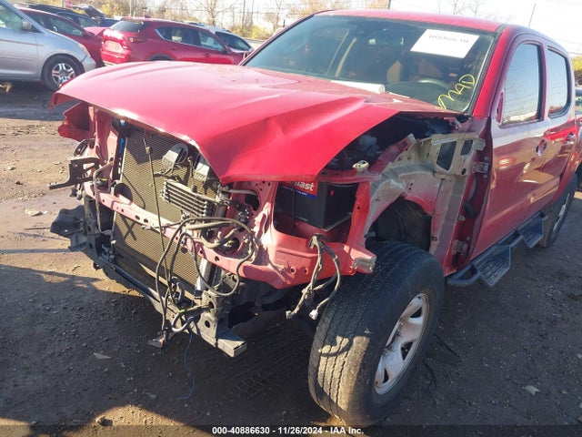 5TFCZ5ANXJX139300 Toyota Tacoma Sr V6