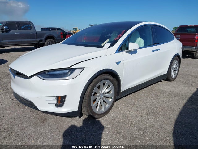 2016 TESLA MODEL X 5YJXCBE28GF021024 Photo 1