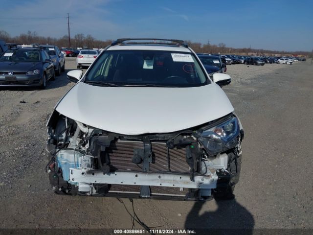JTMRFREV4JJ219716 Toyota Rav4 Adventure/xle