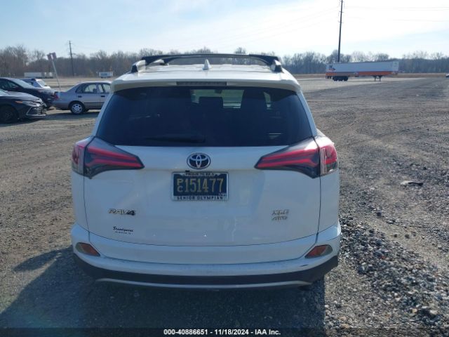 JTMRFREV4JJ219716 Toyota Rav4 Adventure/xle