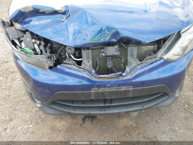 JN1BJ1CR7JW267448 Nissan Rogue Sport S