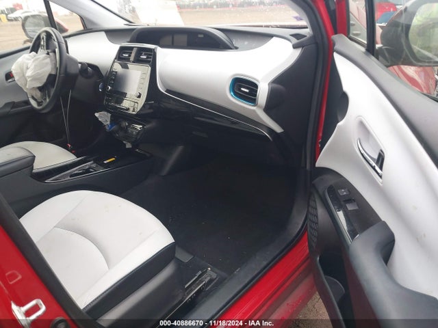 Toyota Prius Xle Awd-e 2020 JTDL9RFU5L3018577 Image 5