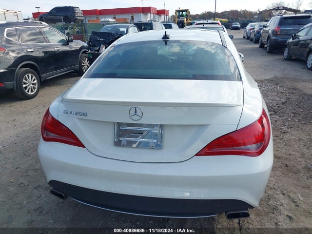 Mercedes-Benz CLA 250 2014 WDDSJ4EB3EN112766 Image 16