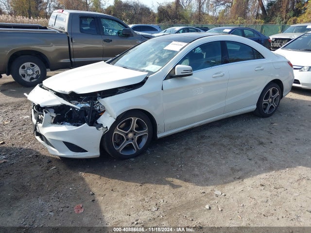Mercedes-Benz CLA 250 2014 WDDSJ4EB3EN112766 Image 2