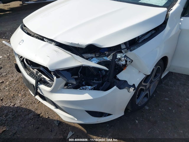 Mercedes-Benz CLA 250 2014 WDDSJ4EB3EN112766 Image 6