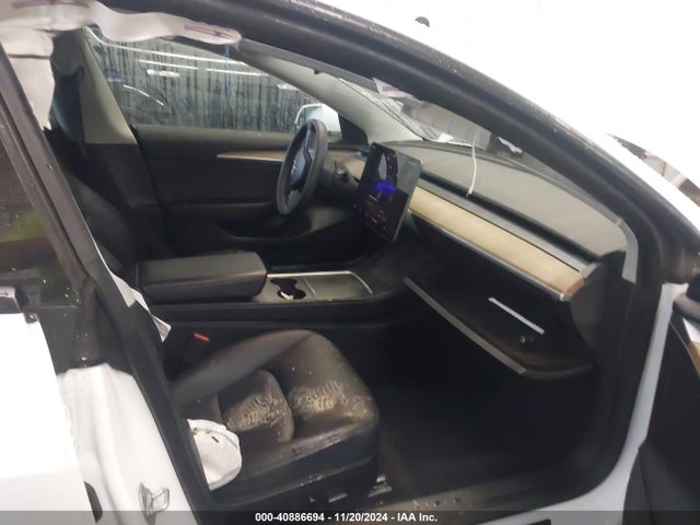 2023 TESLA MODEL 3 5YJ3E1EA6PF435767 Photo 4