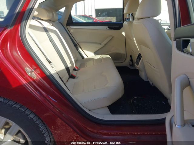 1VWLA7A37KC000880 Volkswagen Passat 2.0t Wolfsburg Edition