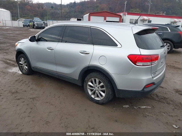 KIA Sorento Lx V6 2017 5XYPGDA56HG308002 Image 3