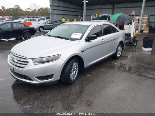 1FAHP2D8XHG124215 Ford TAURUS SE