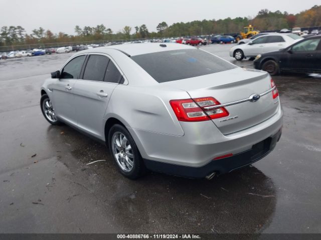 1FAHP2D8XHG124215 Ford TAURUS SE