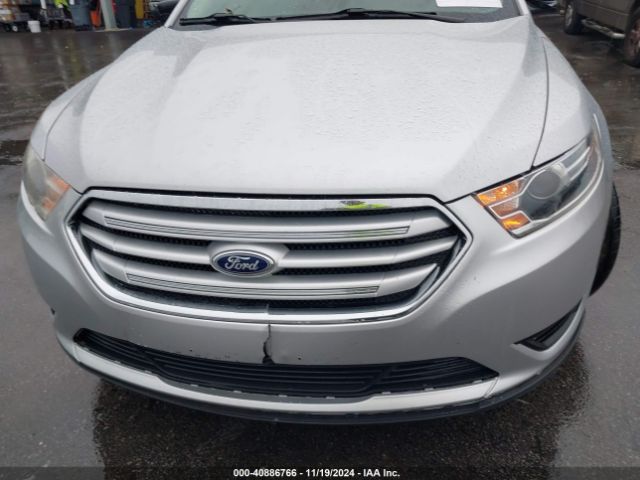 1FAHP2D8XHG124215 Ford TAURUS SE