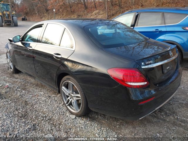 WDDZF4KB3KA659768 Mercedes-Benz E 300 4matic