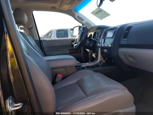 5TDYY5G15ES050954 Toyota Sequoia Platinum 5.7l V8