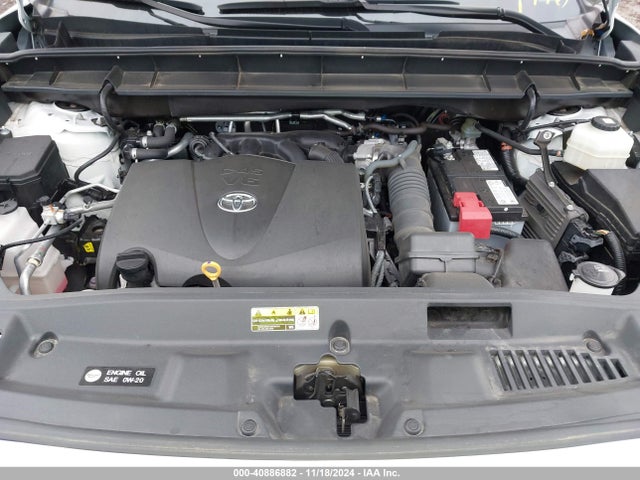 Toyota Highlander Xle 2021 5TDHZRBH8MS138517 Image 10