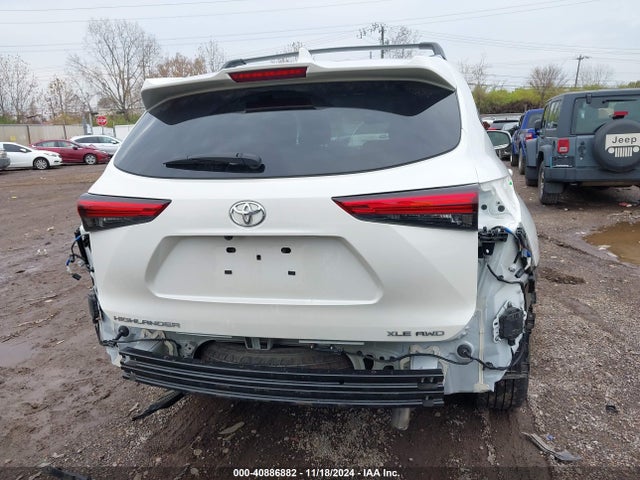 Toyota Highlander Xle 2021 5TDHZRBH8MS138517 Image 17