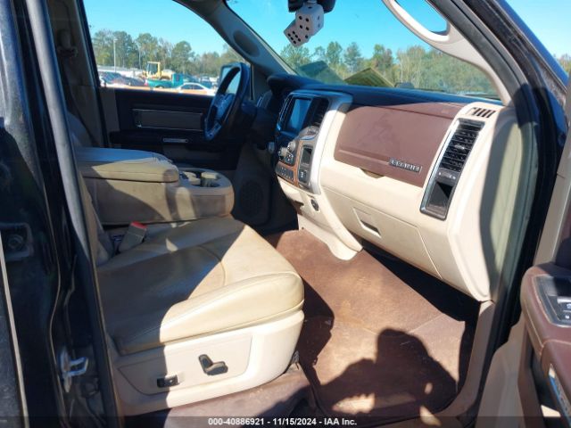 1C6RR6NG0HS769269 RAM 1500 Laramie  4x2 5'7 Box