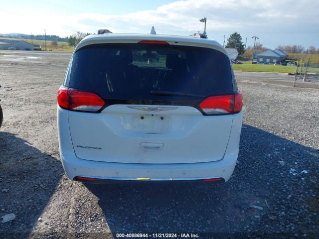 2C4RC1BG7HR642134 Chrysler Pacifica Touring-l