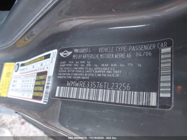 2006 MINI COOPER S WMWRE33576TL23256 Photo 8