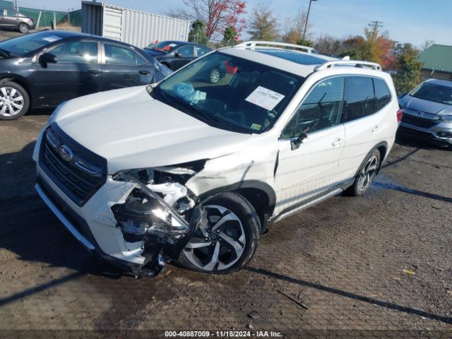 JF2SKARC5PH436099 Subaru Forester Touring