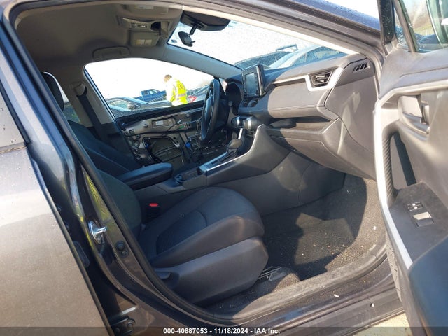 Toyota RAV4 LE 2021 2T3G1RFV0MC197967 Image 5