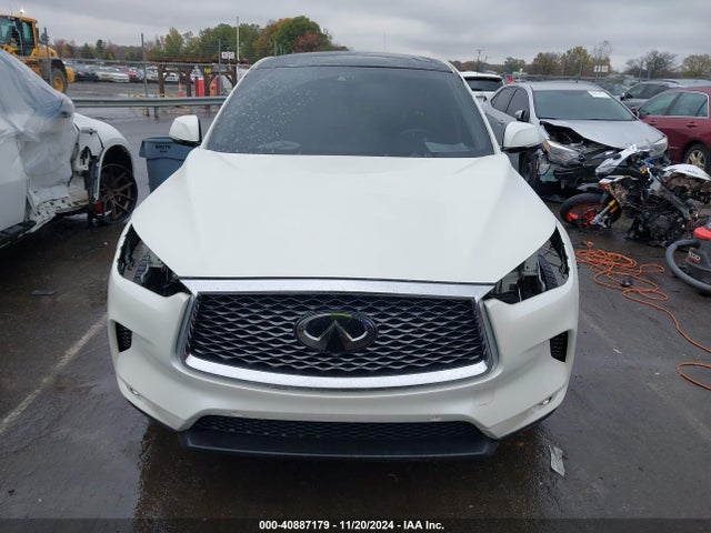 3PCAJ5M37KF119929 Infiniti Qx50 Essential