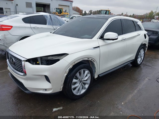 3PCAJ5M37KF119929 Infiniti Qx50 Essential