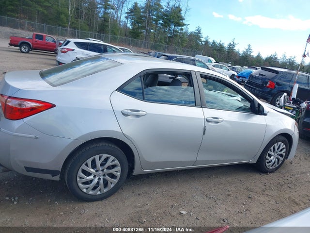 Toyota COROLLA LE 2018 2T1BURHE1JC049491 Image 13