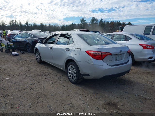 Toyota COROLLA LE 2018 2T1BURHE1JC049491 Image 3