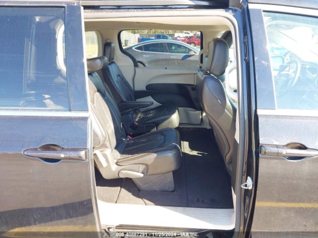 2C4RC1DG7LR262054 Chrysler Voyager Lxi