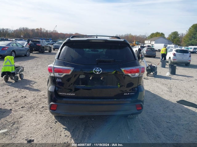 Toyota Highlander Xle V6 2016 5TDJKRFH8GS313501 Image 16
