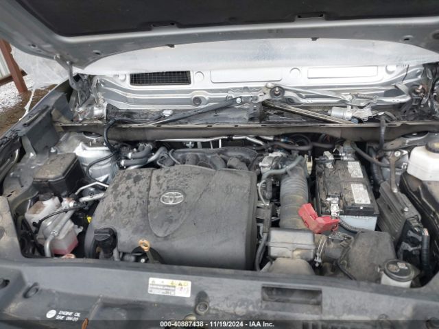 5TDGZRAH8MS054226 Toyota Highlander Xle