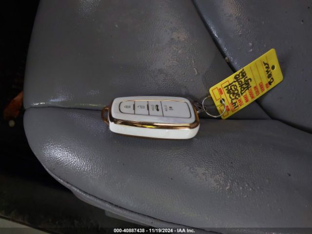 5TDGZRAH8MS054226 Toyota Highlander Xle