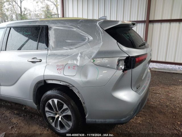 5TDGZRAH8MS054226 Toyota Highlander Xle
