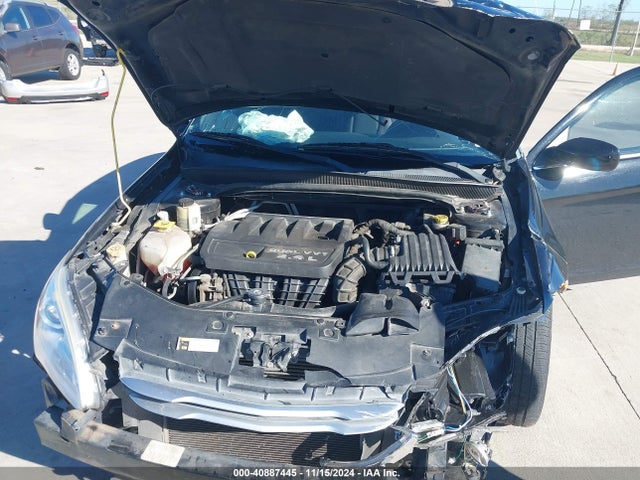 Chrysler 200 Touring 2014 1C3CCBBB6EN107499 Image 10