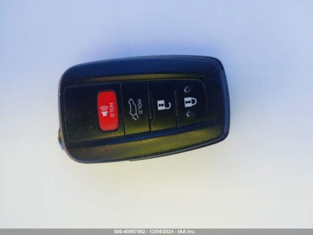 JTMW1RFV1KD002799 Toyota Rav4 Xle
