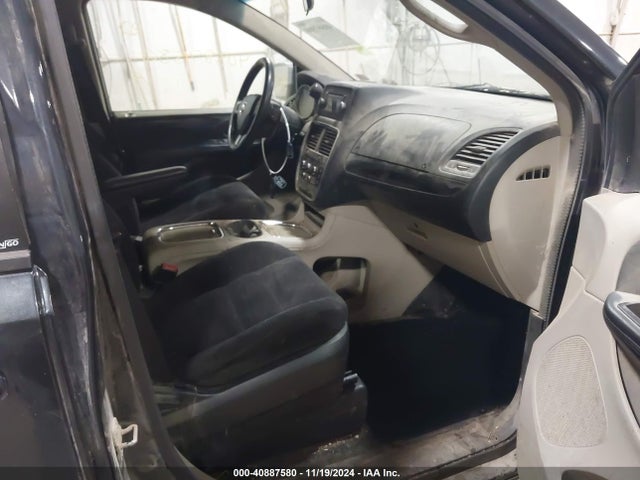2C4RDGCG8ER253304 Dodge Grand Caravan Sxt