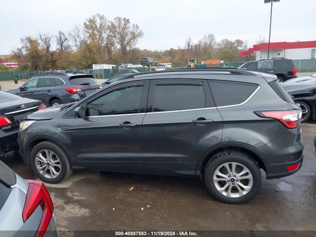 Ford ESCAPE SE 2018 1FMCU9GD0JUB45852 Image 14
