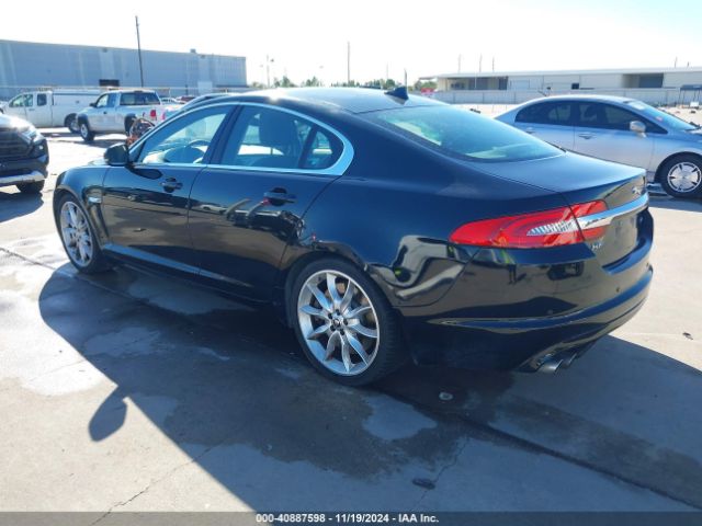 2013 JAGUAR XF SAJWA0HP8DMS95275 Photo 2