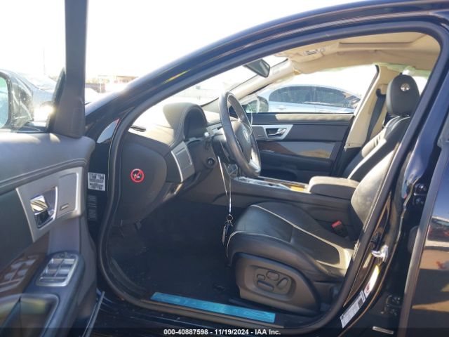 2013 JAGUAR XF SAJWA0HP8DMS95275 Photo 4