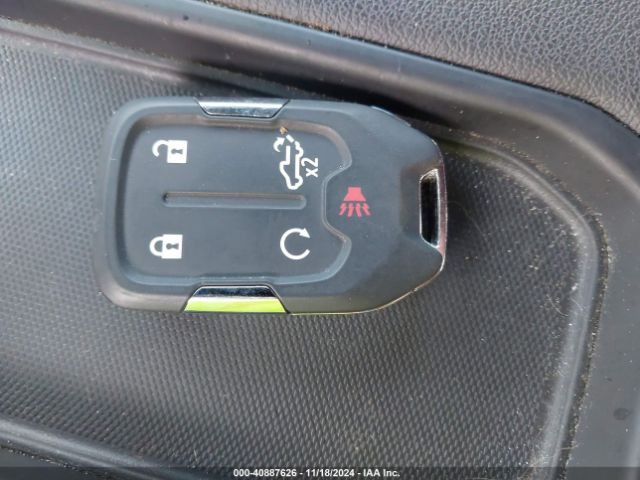 3GTP8CET4MG303277 GMC Sierra 1500 2wd  Short Box Elevation
