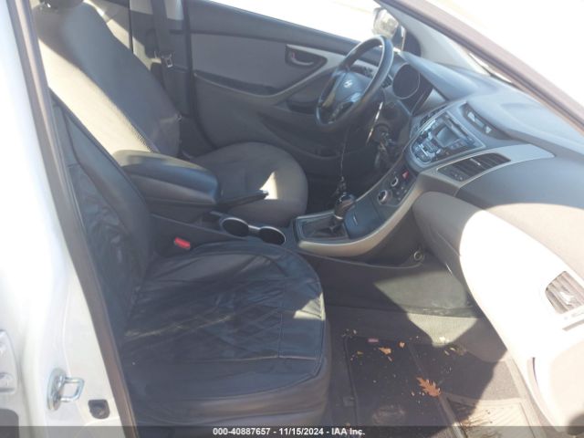 5NPDH4AE8EH507119 Hyundai ELANTRA SE