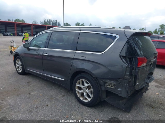 Chrysler Pacifica Touring L 2019 2C4RC1BG9KR657709 Image 3